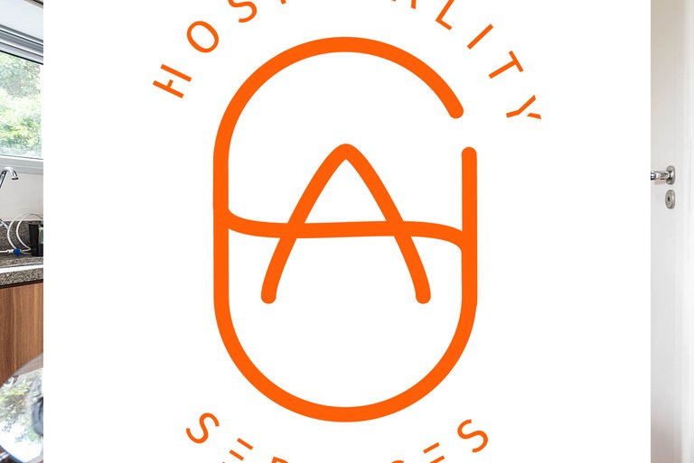 Estúdio na Vila Olímpia com sacada